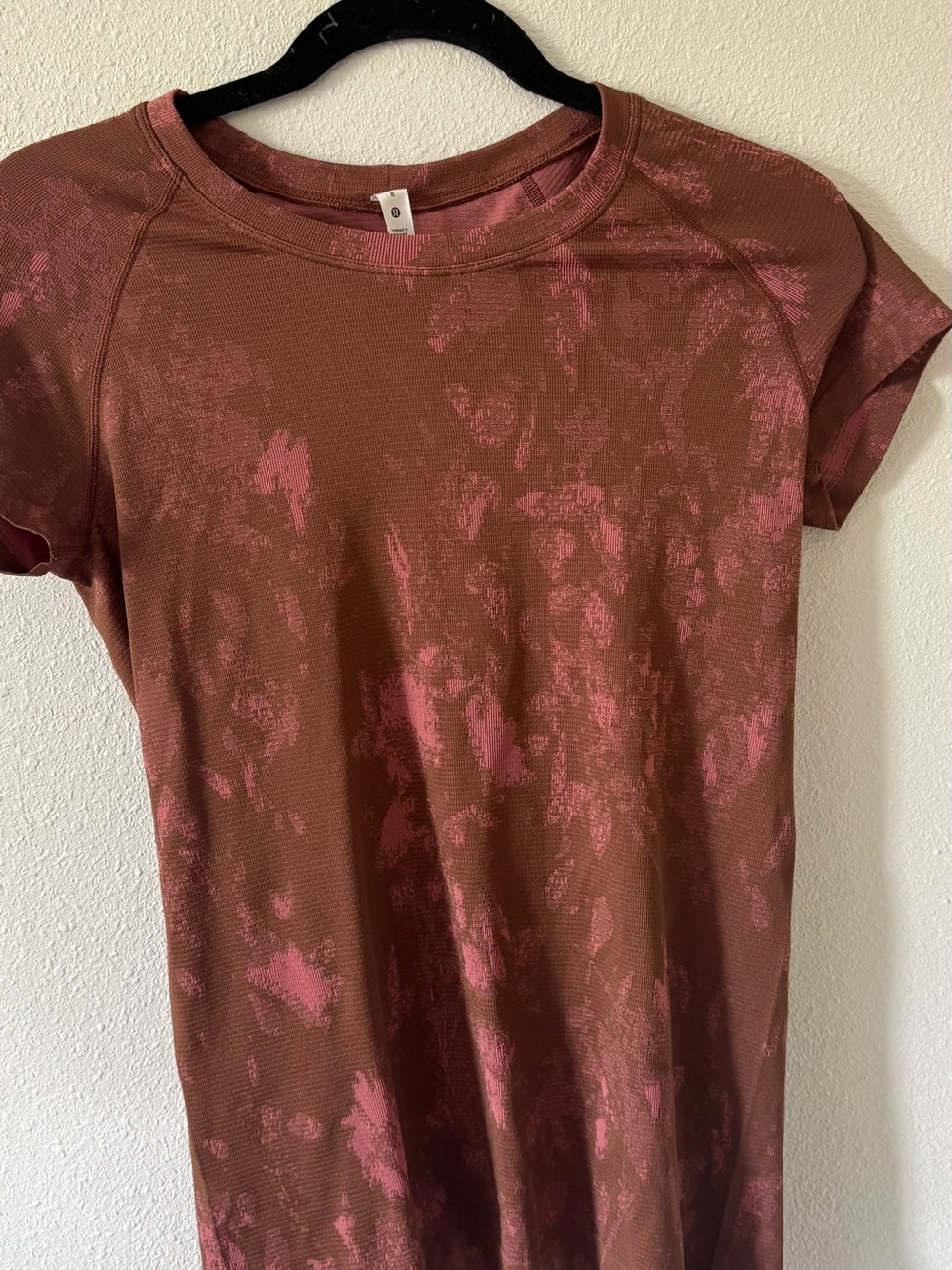BRAND NEW Lululemon Swiftly Tech Women’s Short Sleeve Active Tee